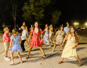 everyone is dancing