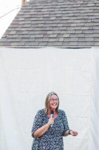 friend giving speech 
